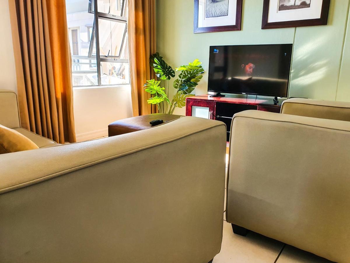 Westpoint Sandton Skyline Apartment Йоханесбург Екстериор снимка