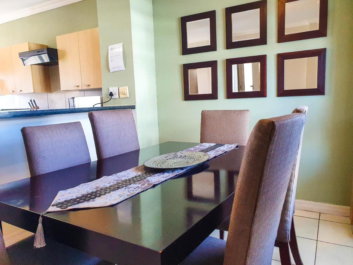 Westpoint Sandton Skyline Apartment Йоханесбург Екстериор снимка